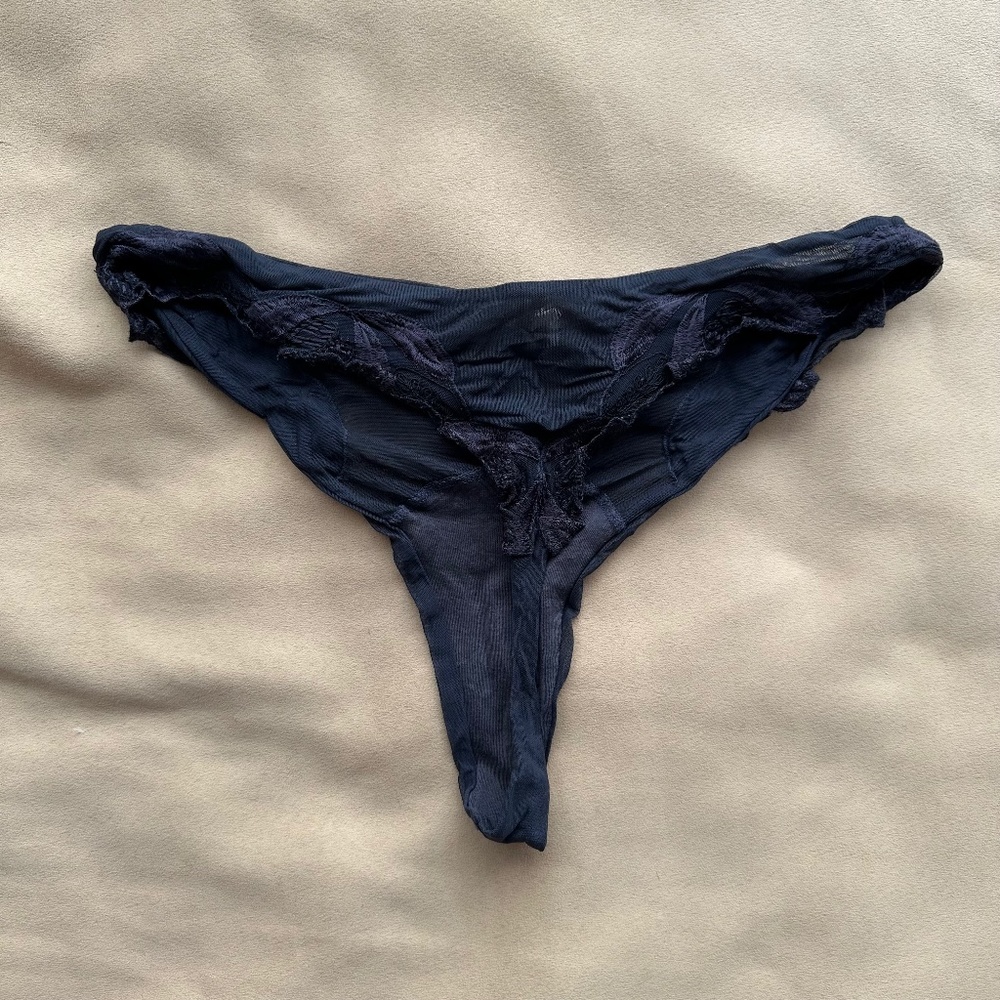 COTTON Club Blak Lace Thong Panties Made In Italy 36L (Large)